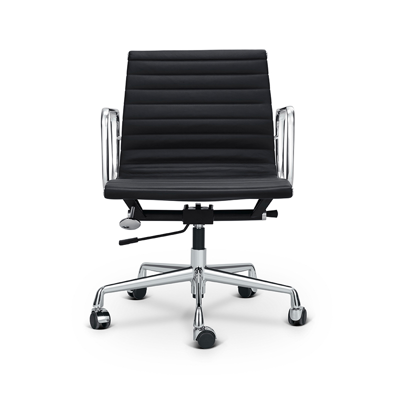 Eames Aluminium Executive Chair: 당신의 경력보다 오래 지속될 의자, 그리고 아마도 당신의 다음 의자